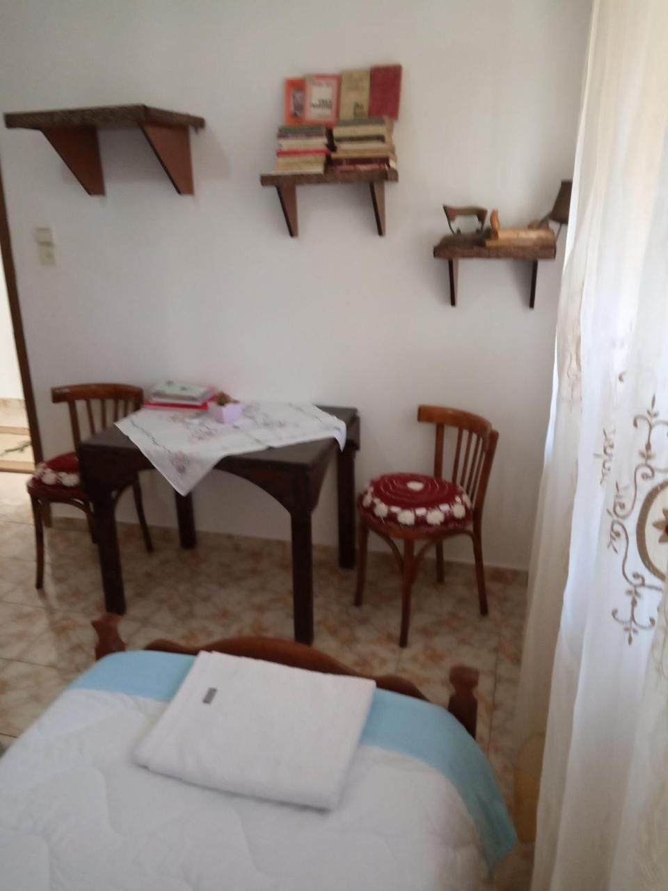 Guest House Baba Lluka Берат Екстериор снимка